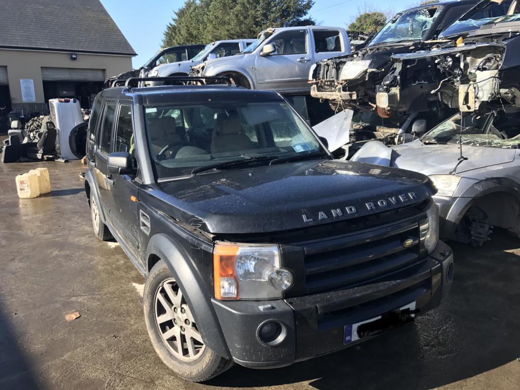 Landrover discovery 3 black 1